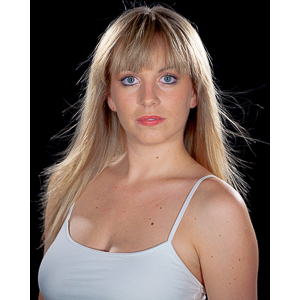 I met T'Lane through a session I shot for a friend of hers on Manhattan Beach. She was absolutely gorgeous and I was thrilled that she agreed to shoot with me.